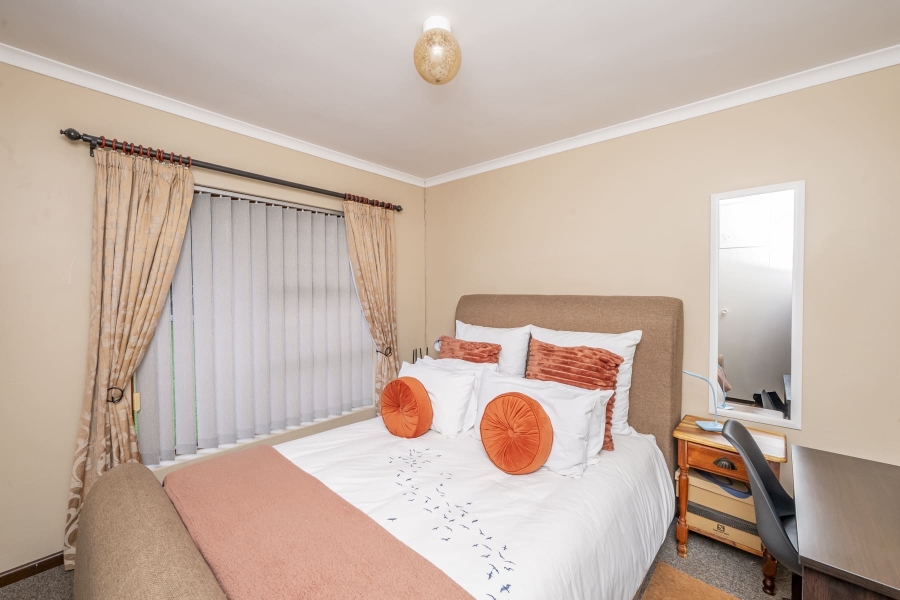 4 Bedroom Property for Sale in De Tijger Western Cape